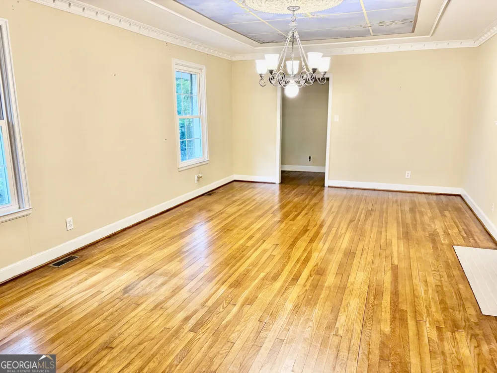 323 Trammell ST Calhoun, GA 30701