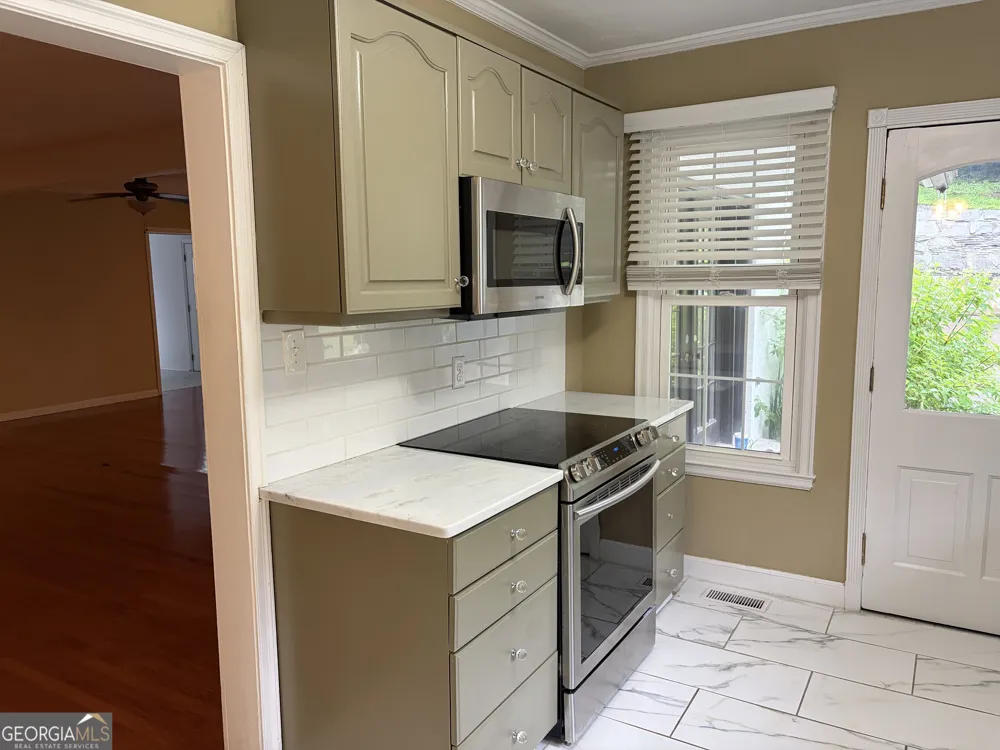 323 Trammell ST Calhoun, GA 30701