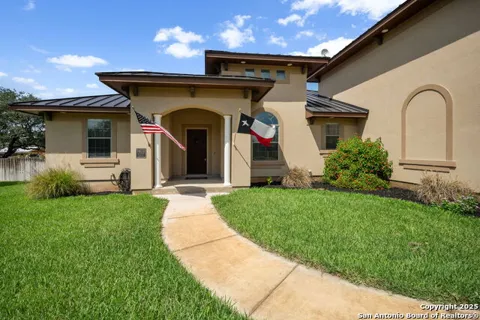 1626 Clover Ridge