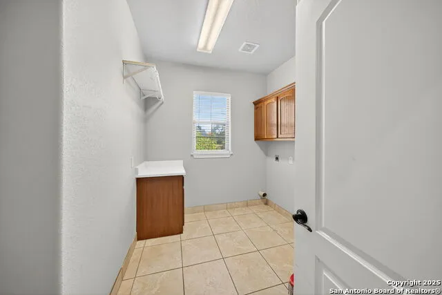 1626 Clover Ridge Pleasanton, TX 78064