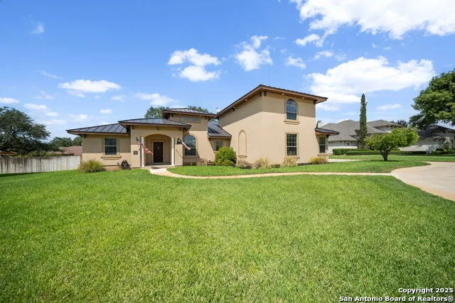 1626 Clover Ridge Pleasanton, TX 78064