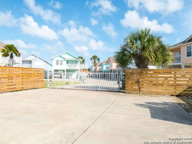 1549 South Commercial St Unit 15 Aransas Pass, TX 78336