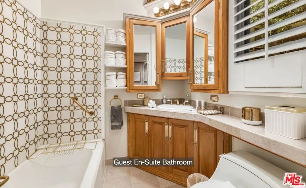 9060 Harland Avenue West Hollywood, CA 90069