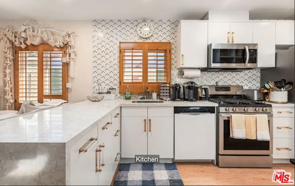 9060 Harland Avenue West Hollywood, CA 90069