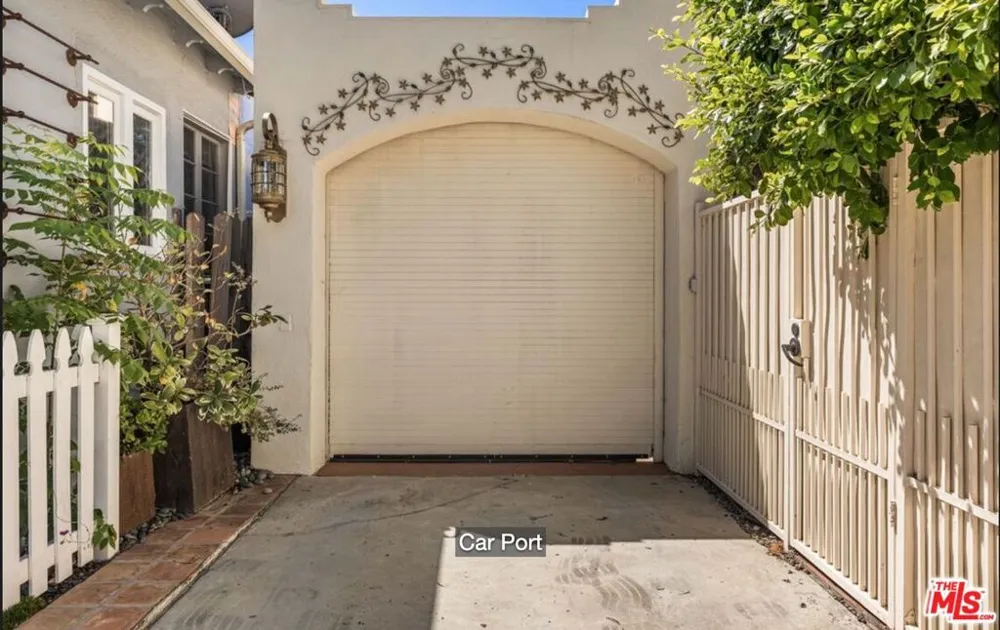 9060 Harland Avenue West Hollywood, CA 90069