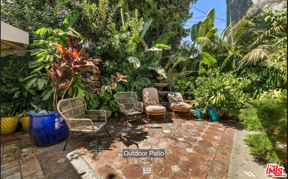 9060 Harland Avenue West Hollywood, CA 90069