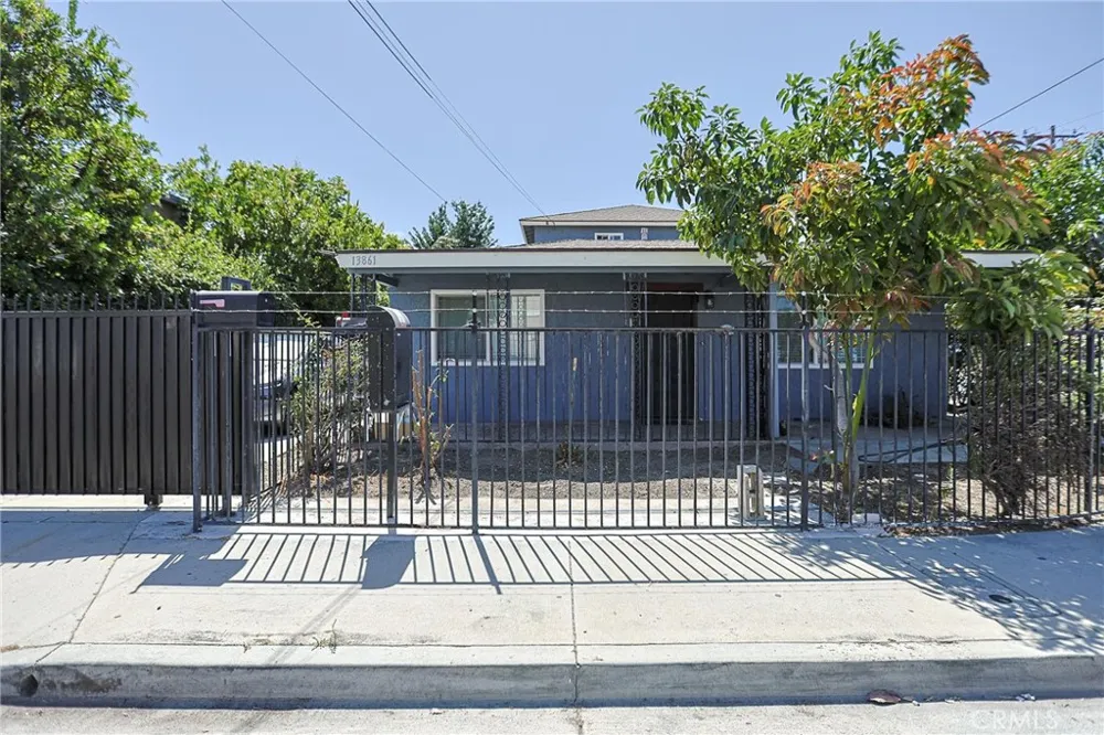 13861 Pine St. Westminster, CA 92683