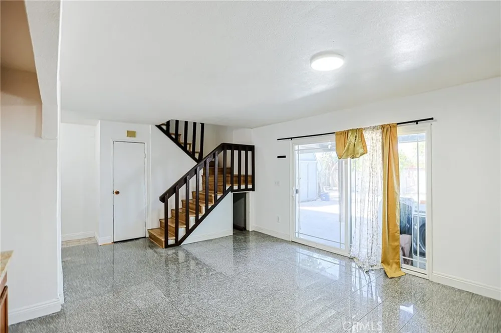 13861 Pine St. Westminster, CA 92683