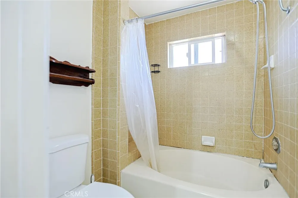 13861 Pine St. Westminster, CA 92683