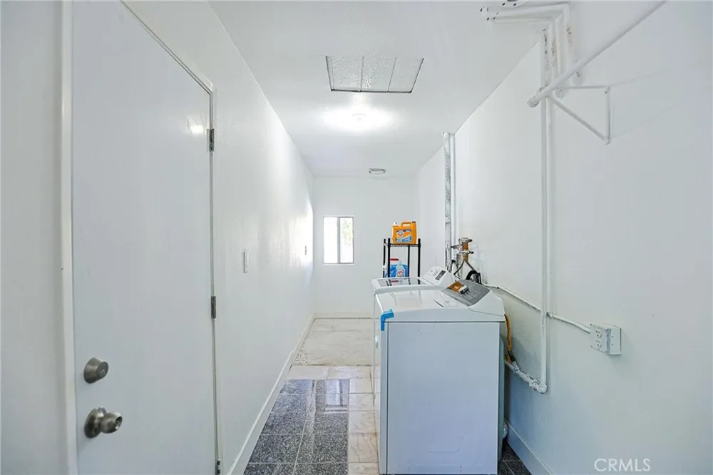 13861 Pine St. Westminster, CA 92683