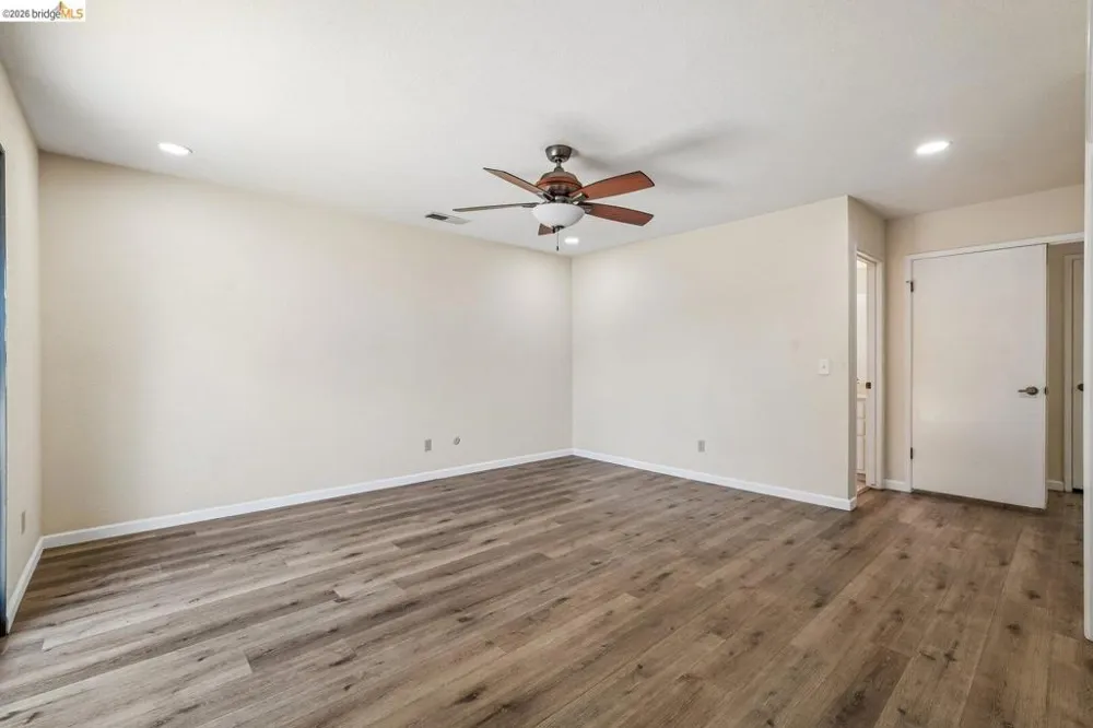 3768 Wood Duck CIR Stockton, CA 95207