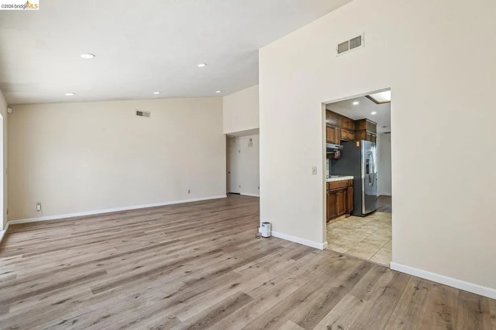 3768 Wood Duck CIR Stockton, CA 95207