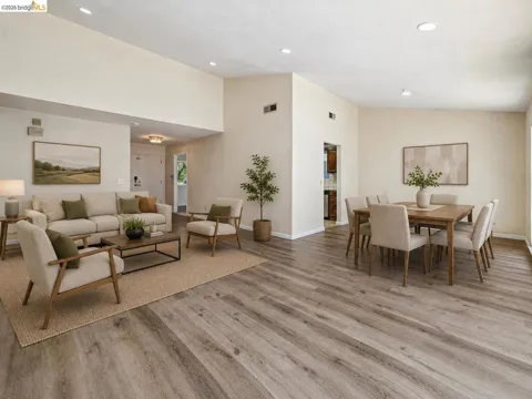 3768 Wood Duck CIR