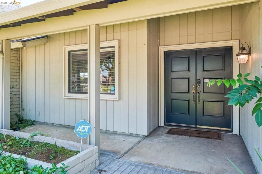 3768 Wood Duck CIR Stockton, CA 95207