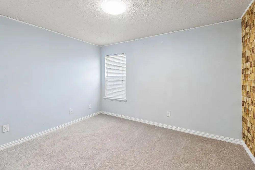 503 Angela Lane Euless, TX 76039