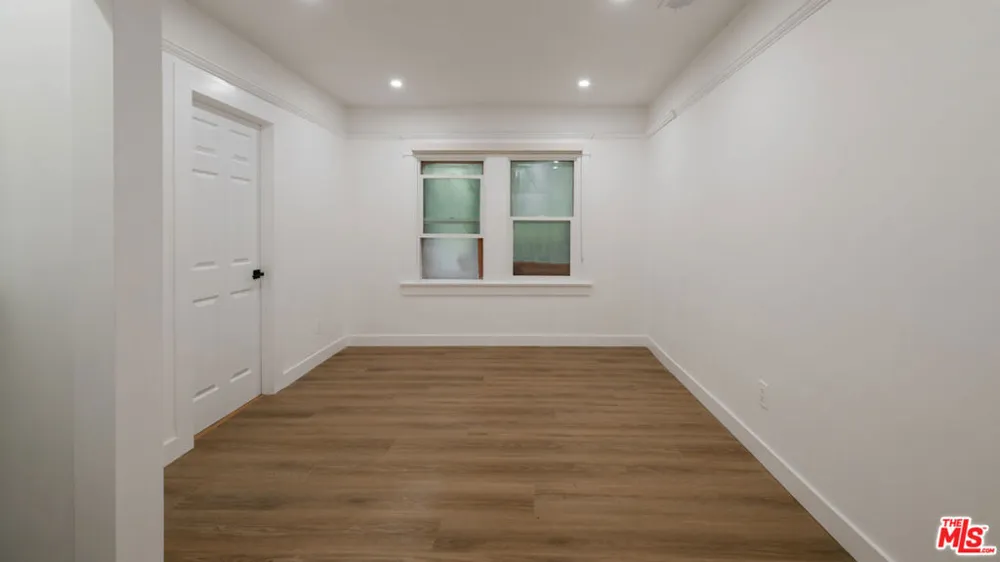 5729 Carlton Way #3/4 Los Angeles, CA 90028