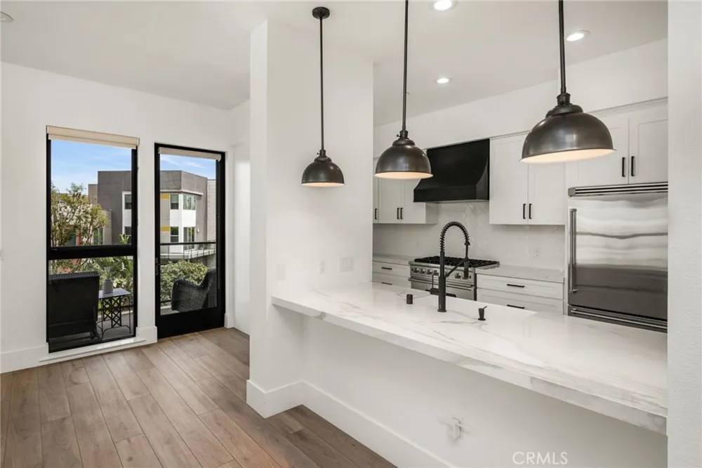 402 Rockefeller #315 Irvine, CA 92612