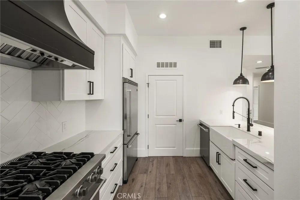 402 Rockefeller #315 Irvine, CA 92612