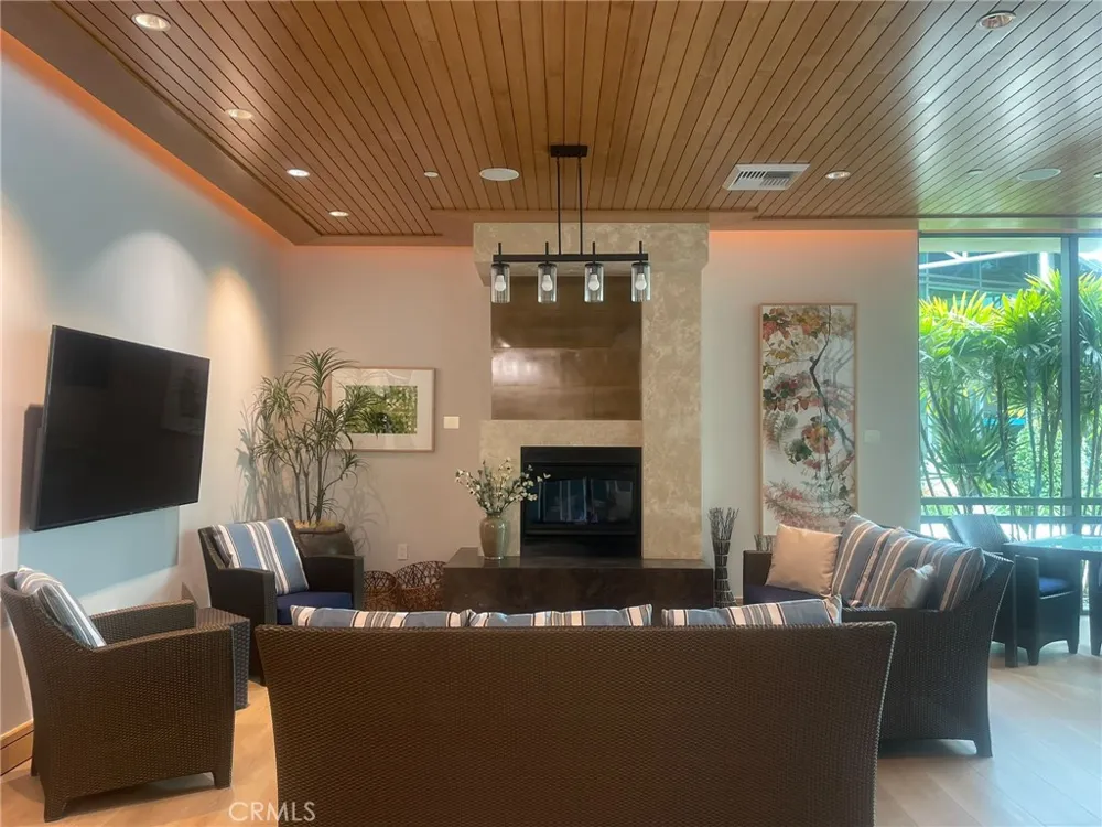 402 Rockefeller #315 Irvine, CA 92612