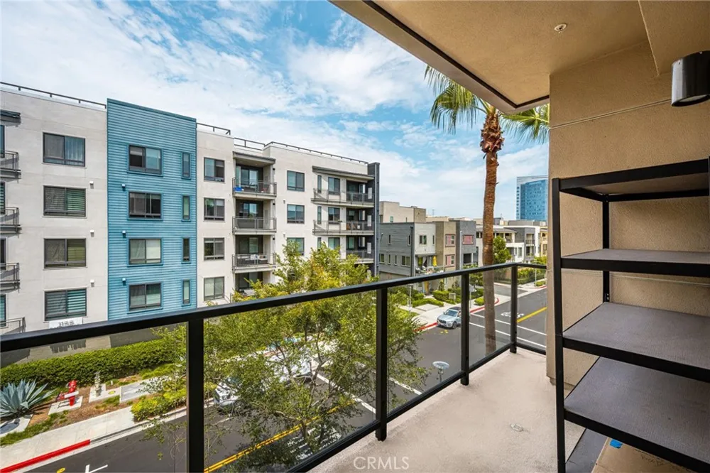 402 Rockefeller #315 Irvine, CA 92612