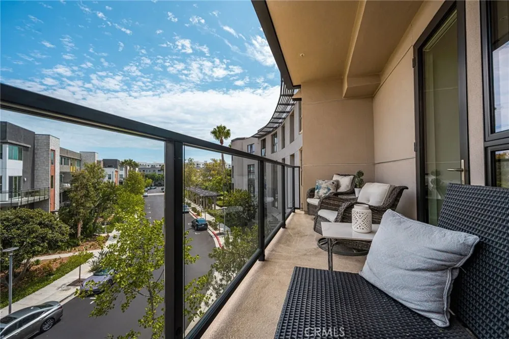402 Rockefeller #315 Irvine, CA 92612