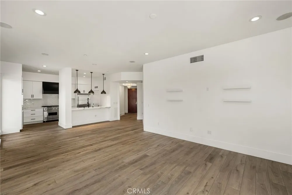 402 Rockefeller #315 Irvine, CA 92612