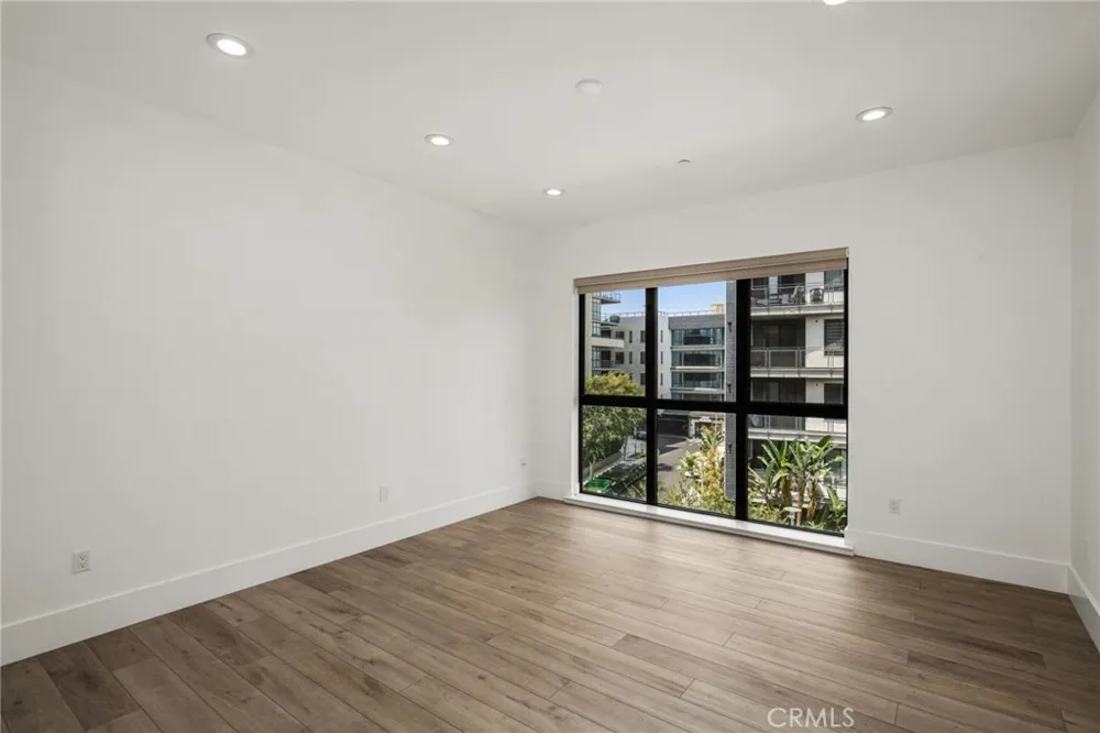 402 Rockefeller #315 Irvine, CA 92612