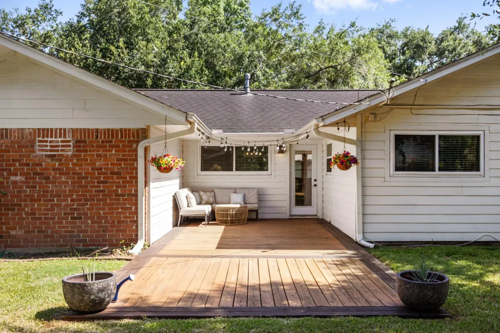 5314 Stillbrooke Drive Houston, TX 77096