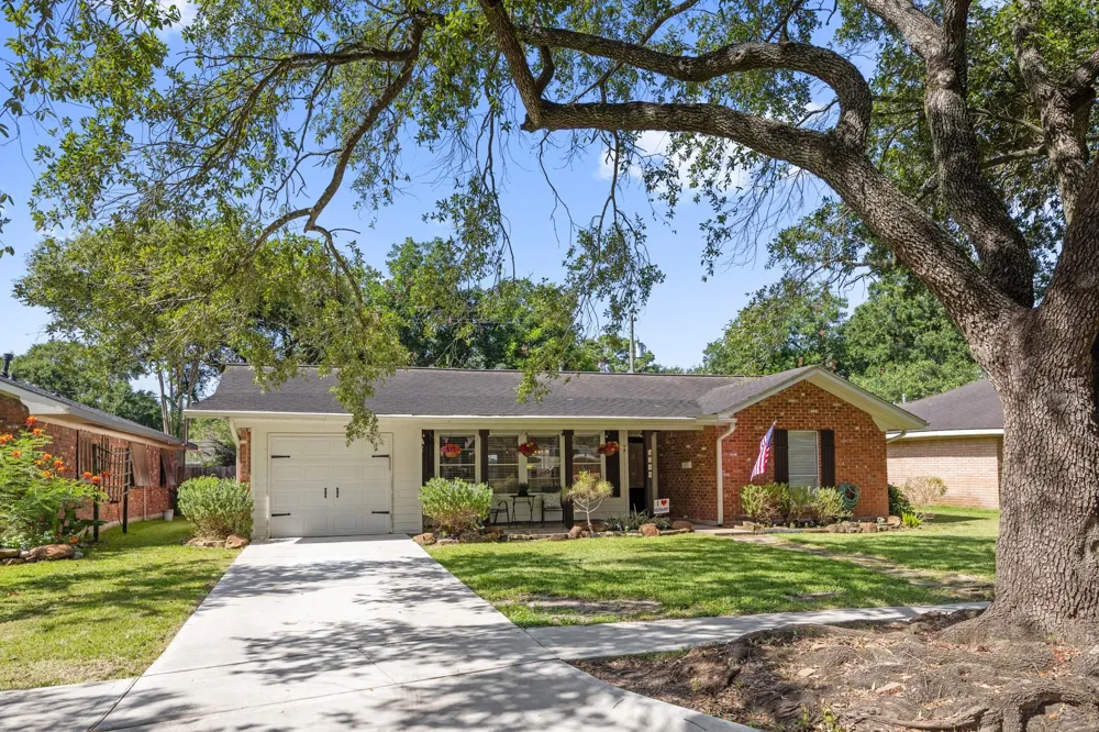 5314 Stillbrooke Drive Houston, TX 77096