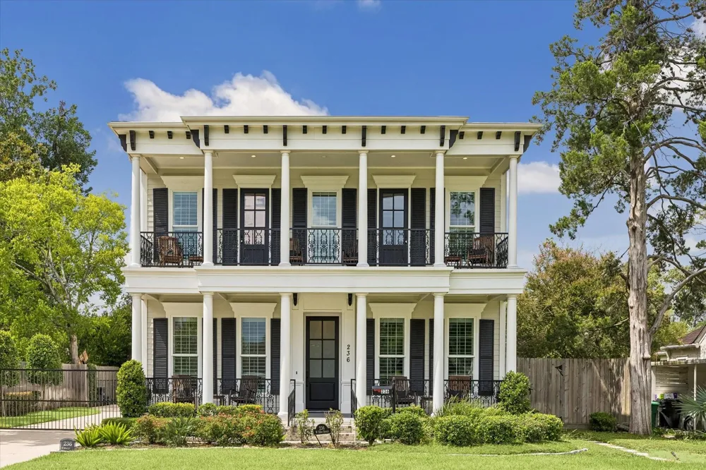 236 W 32nd Street Houston, TX 77018