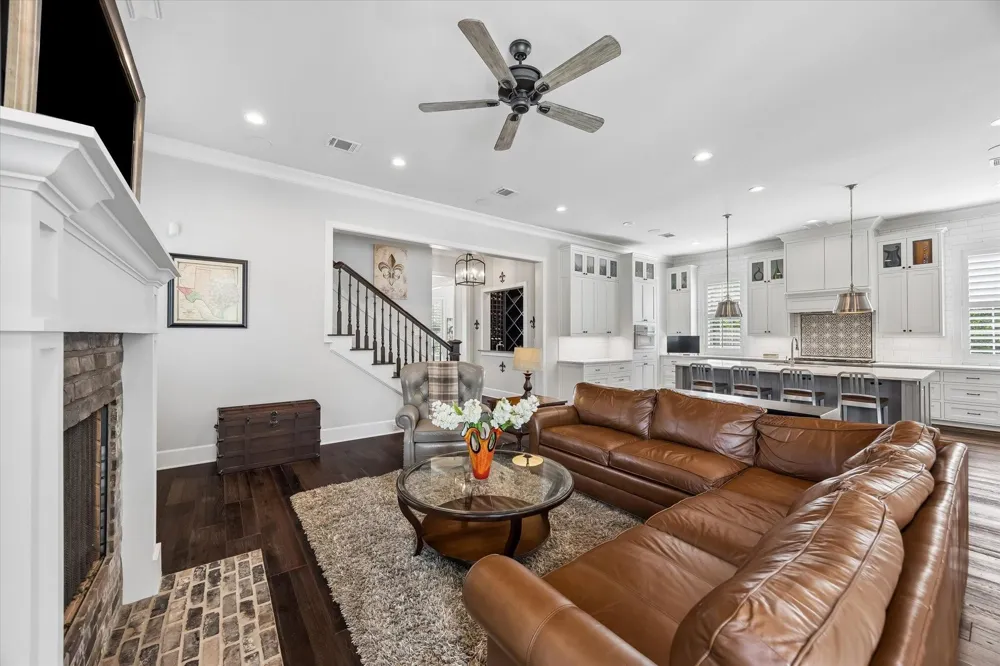 236 W 32nd Street Houston, TX 77018