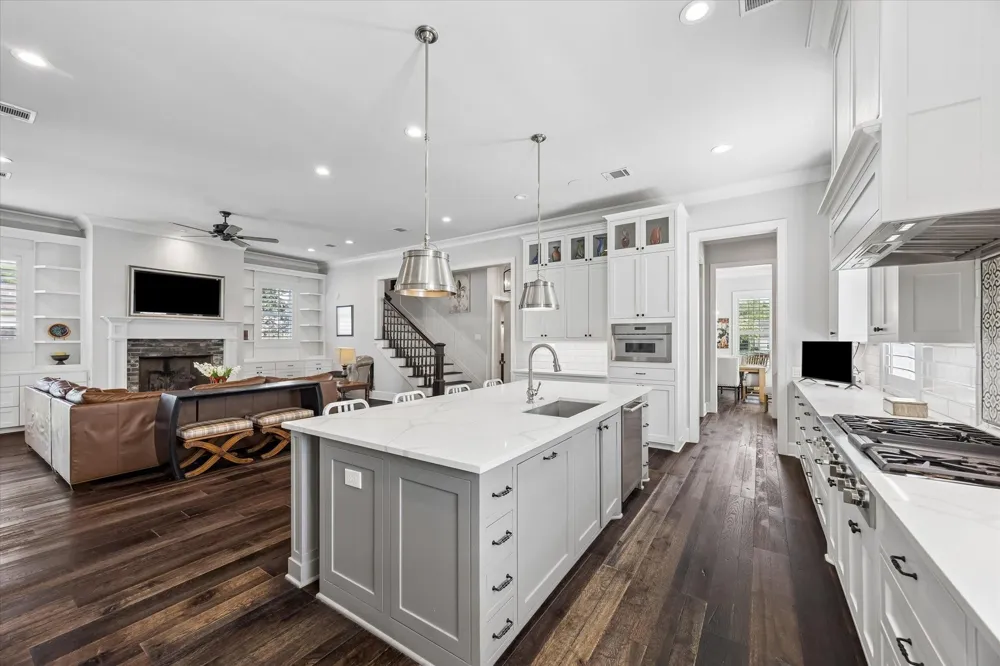 236 W 32nd Street Houston, TX 77018
