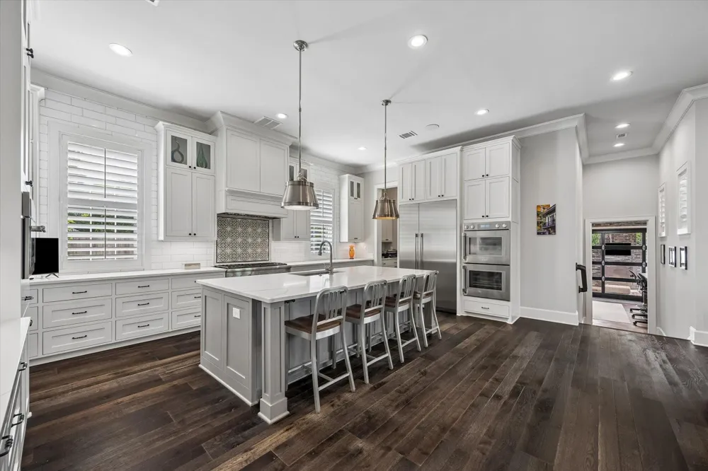 236 W 32nd Street Houston, TX 77018