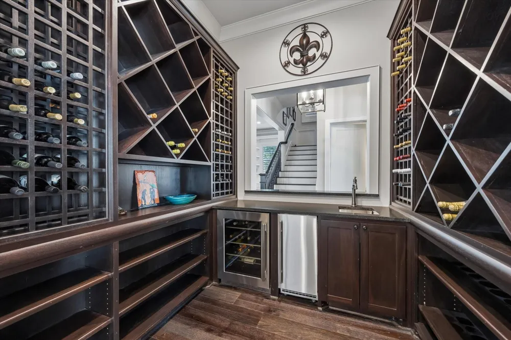 236 W 32nd Street Houston, TX 77018