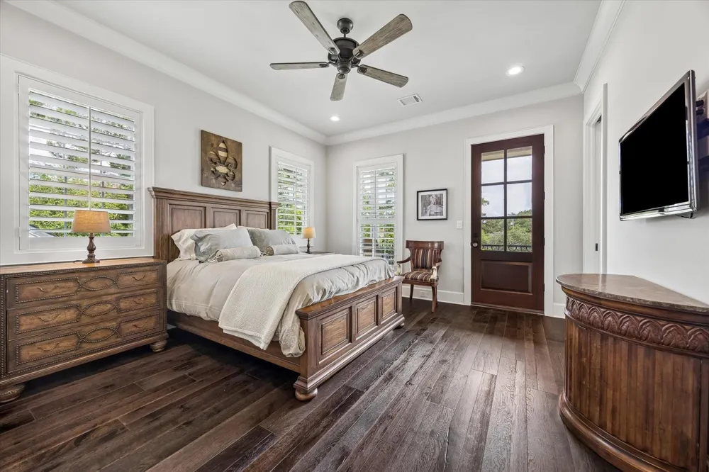 236 W 32nd Street Houston, TX 77018