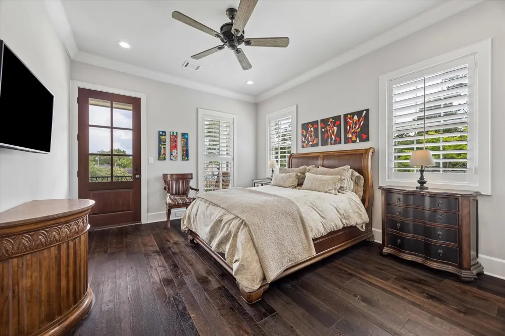 236 W 32nd Street Houston, TX 77018