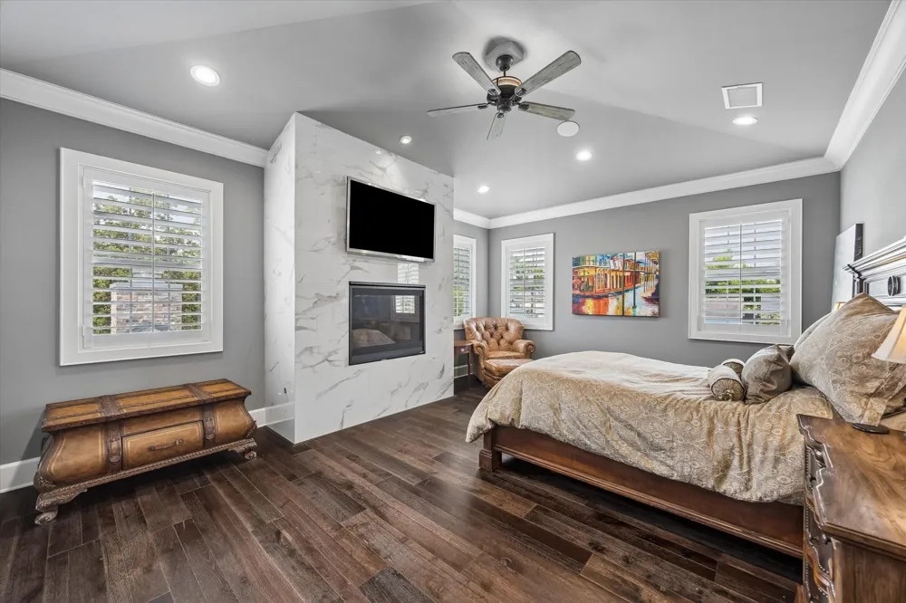 236 W 32nd Street Houston, TX 77018