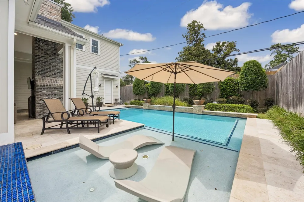 236 W 32nd Street Houston, TX 77018