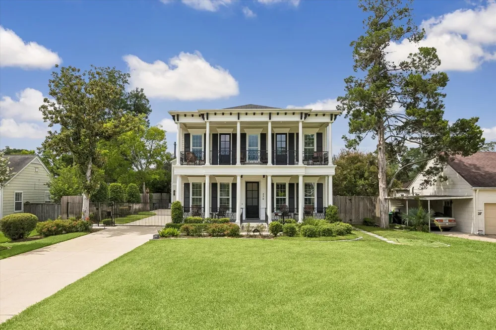 236 W 32nd Street Houston, TX 77018