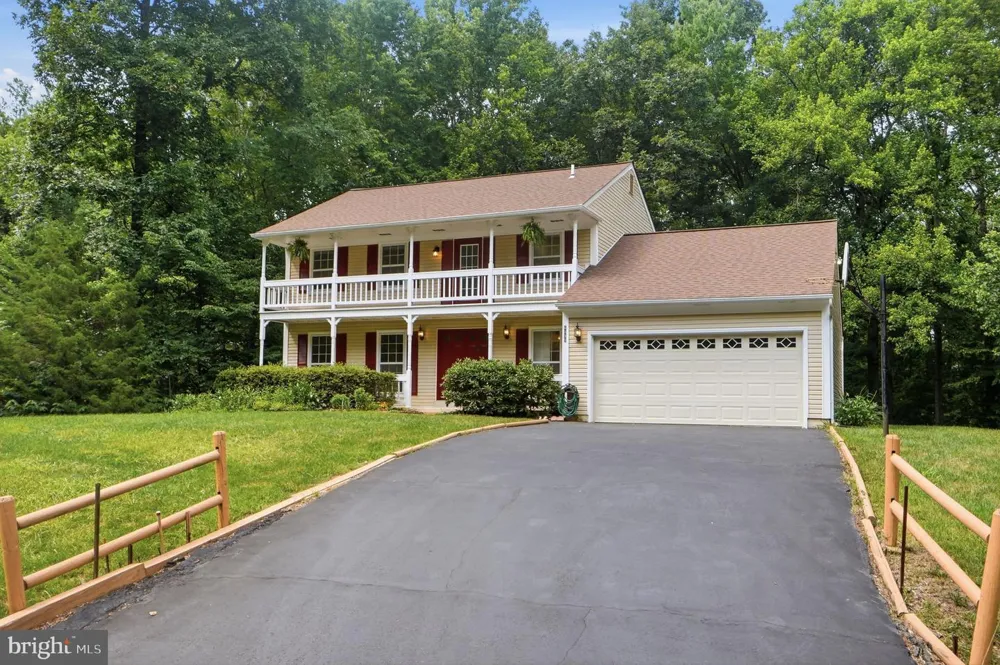 6090 RIVER FOREST DRIVE Manassas, VA 20112