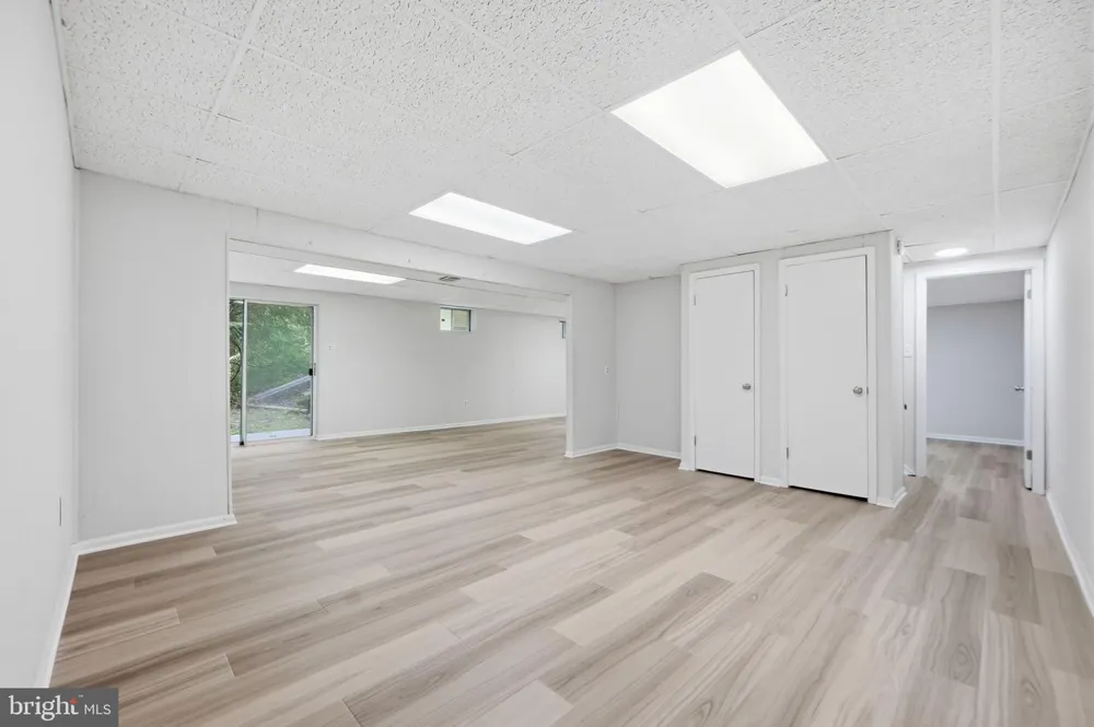 6090 RIVER FOREST DRIVE Manassas, VA 20112
