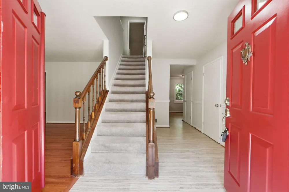 6090 RIVER FOREST DRIVE Manassas, VA 20112