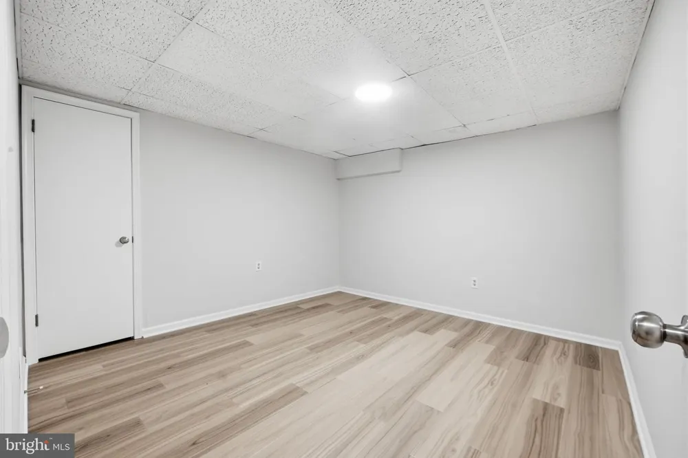 6090 RIVER FOREST DRIVE Manassas, VA 20112