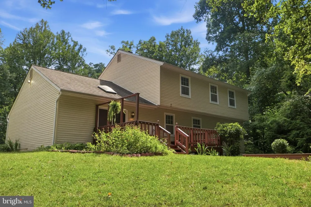6090 RIVER FOREST DRIVE Manassas, VA 20112