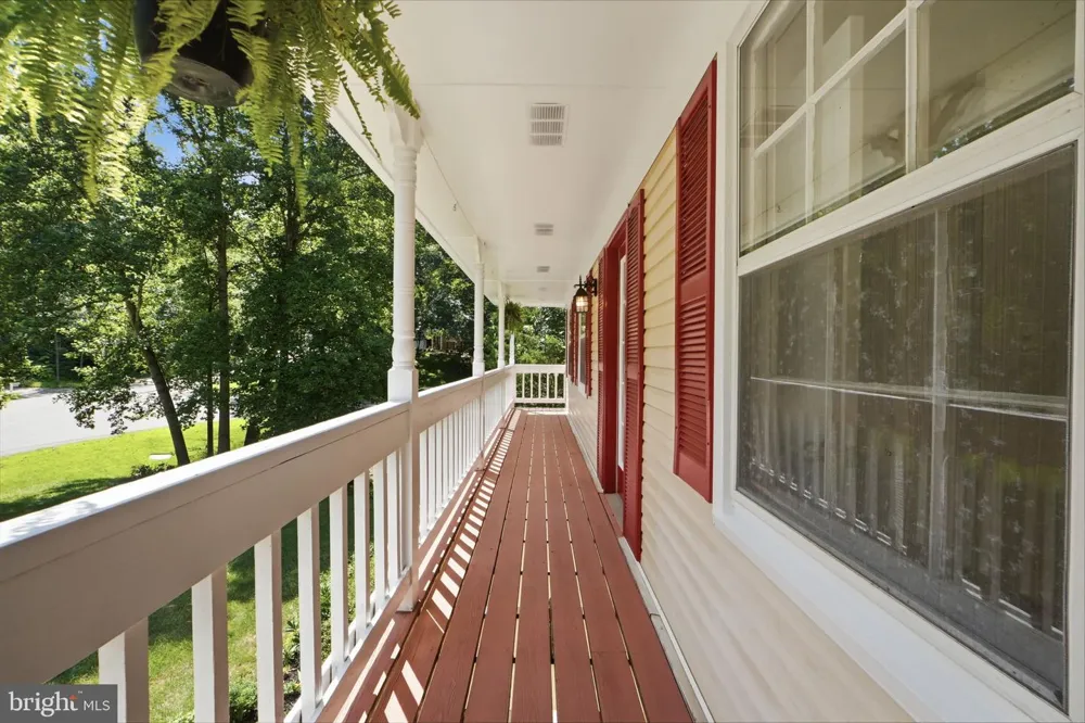 6090 RIVER FOREST DRIVE Manassas, VA 20112