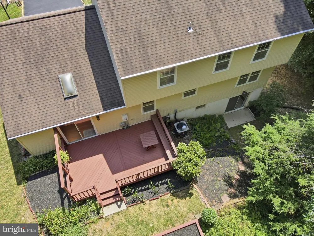 6090 RIVER FOREST DRIVE Manassas, VA 20112