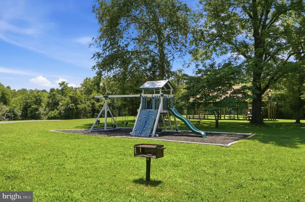 6090 RIVER FOREST DRIVE Manassas, VA 20112