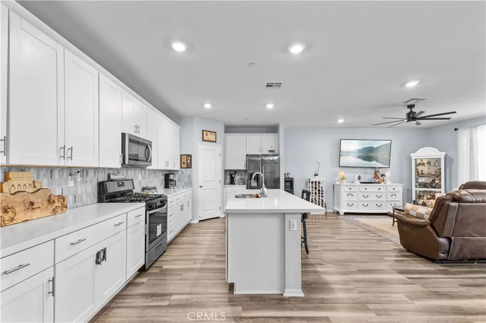24751 Hudson Moreno Valley, CA 92551