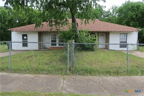 1806 Fairview Drive