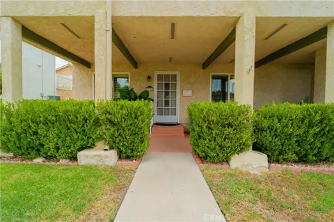 19722 Avenue Of The Oaks